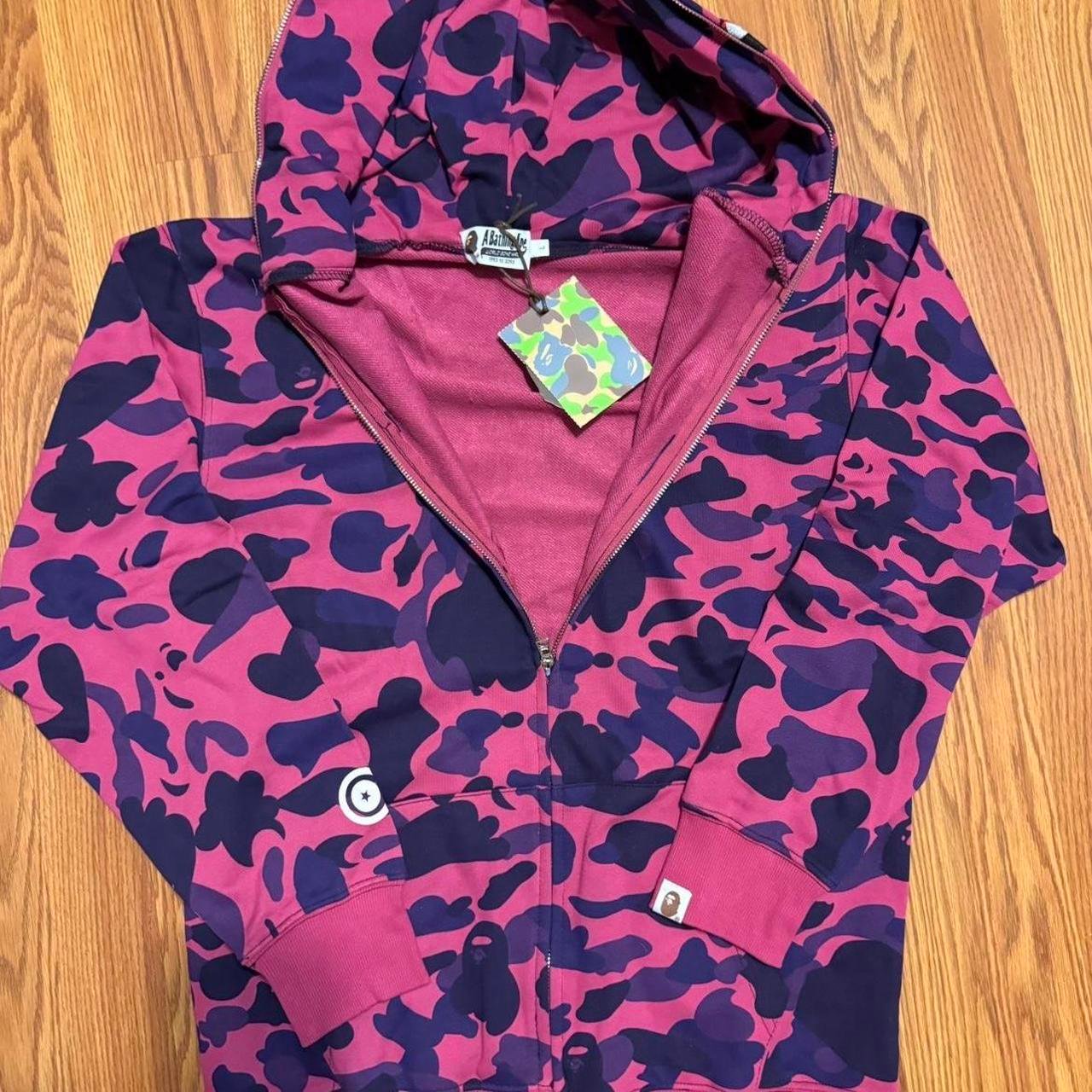 P0-1-274.jpg BAPE Men's Purple and Pink Hoodie - Image 1