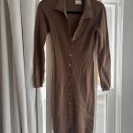 Aritzia Women's Brown and Tan Dress - Image 2