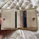 Gucci Women's Cream and White Wallet-purses - Image 3