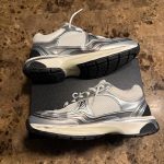 Chanel Men's White Trainers - Image 3