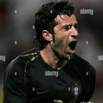 Nike Men's Black and Navy T-shirt - Image 4