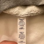 Alo Women's Grey Sweatshirt - Image 4