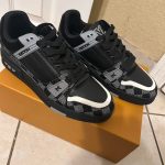 Louis Vuitton Men's Black Trainers - Image 4