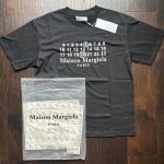 Maison Margiela Men's Black and Grey T-shirt