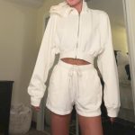 Alo Yoga Women's Cream Sweatshirt - Image 5