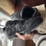 Louis Vuitton Men's Black Trainers - Image 5