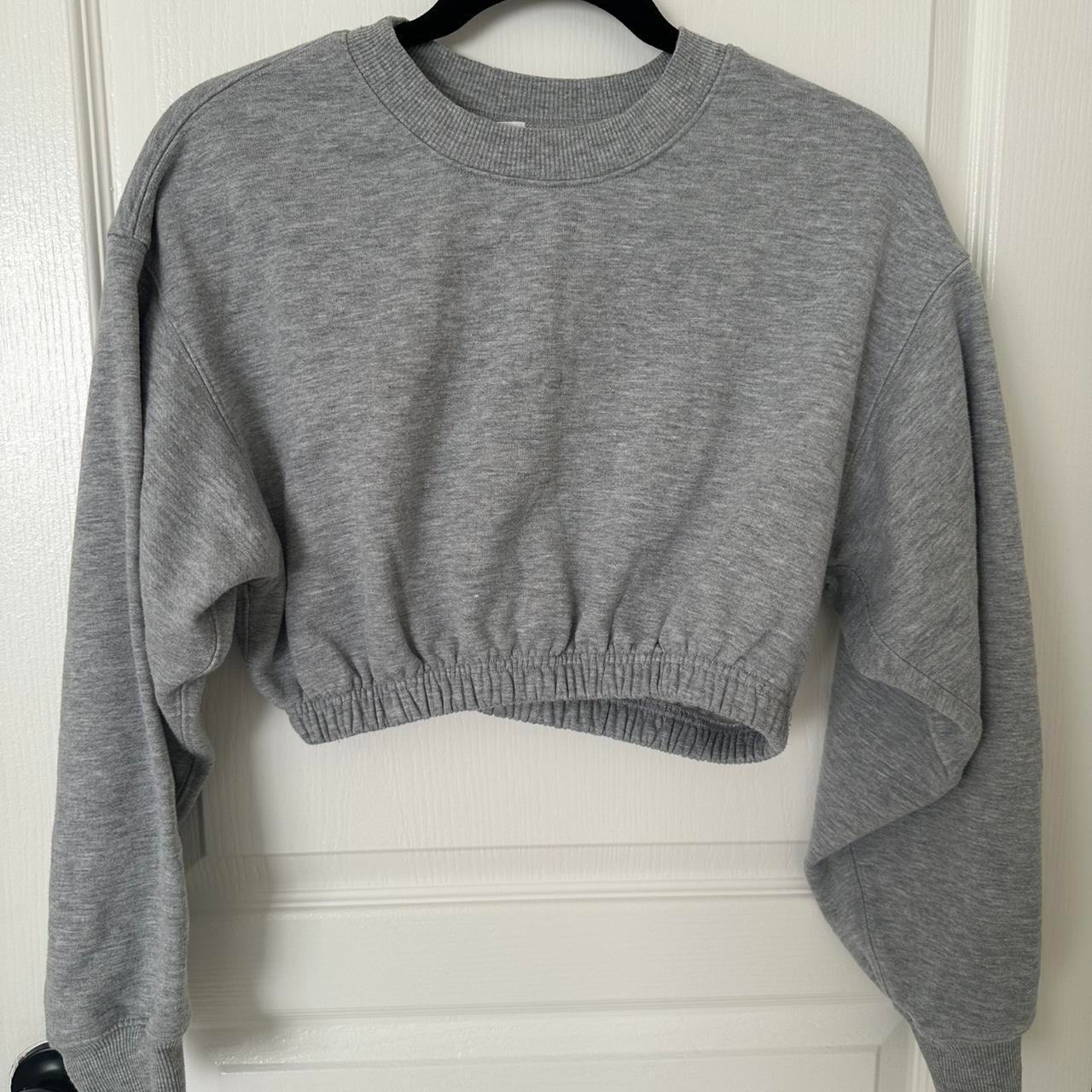 P0-476.jpg Alo Women's Grey Sweatshirt - Image 1