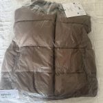 Alo Yoga Women's Brown and Tan Gilet - Image 6