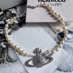 Vivian Big Saturn Pearl Necklace